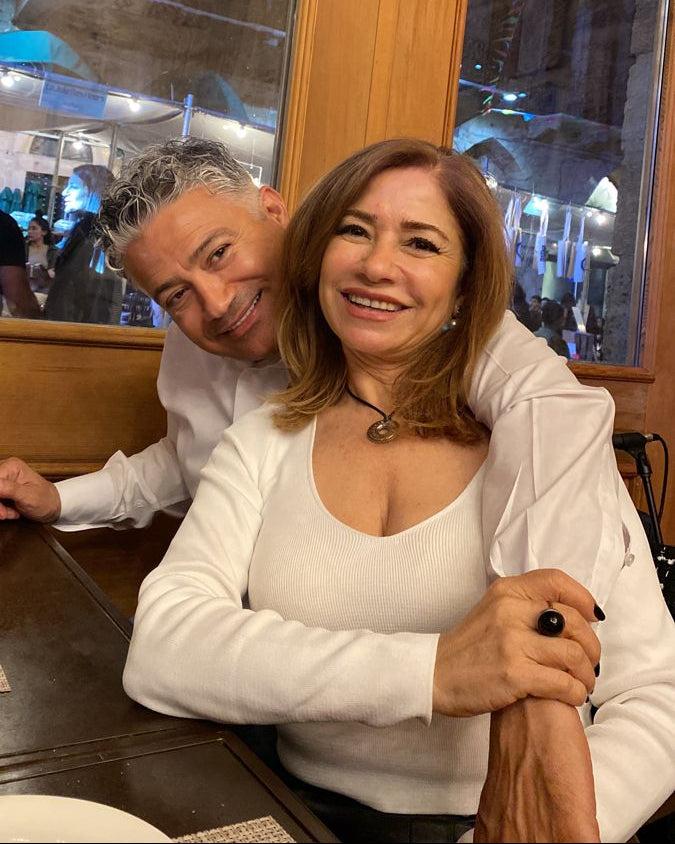 Review by Juan & Rosie